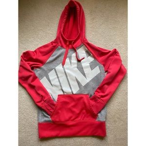 MARKDOWN⬇️ NIKE SWEATSHIRT- THERMAFIT